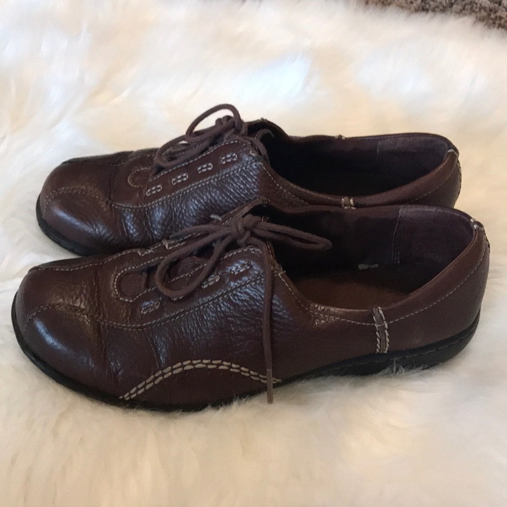 Clarks oxford shoes 👞